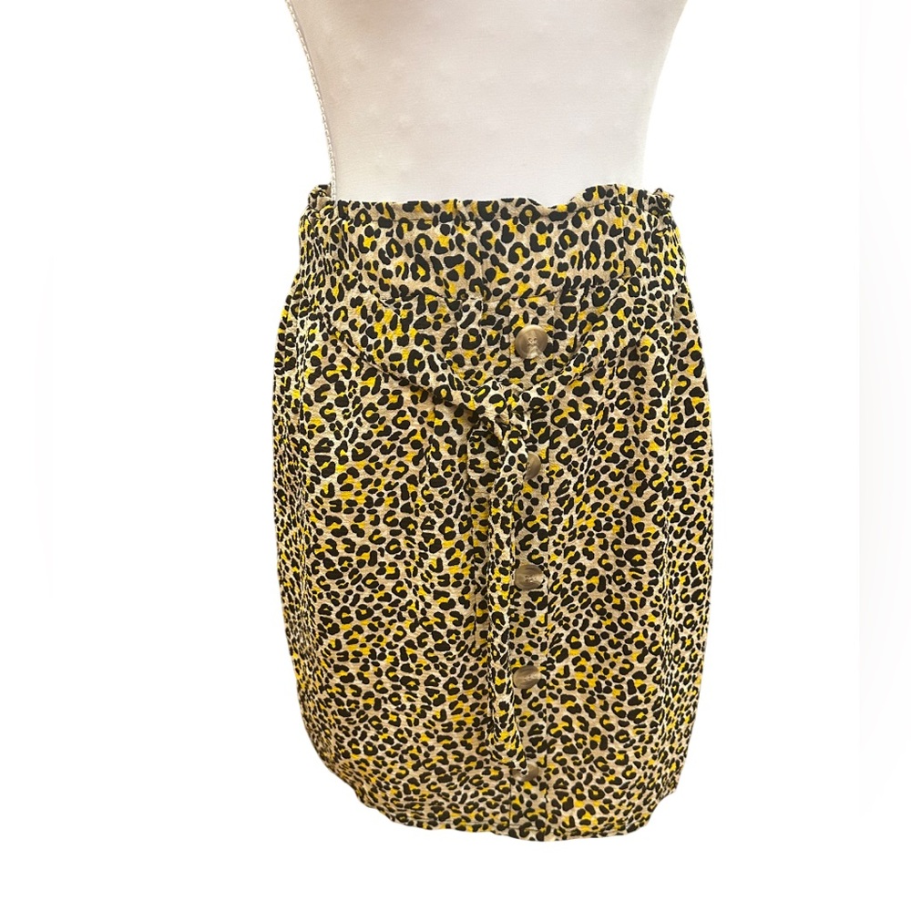 No Comment Leopard Print Button Down Front Tie Skirt M